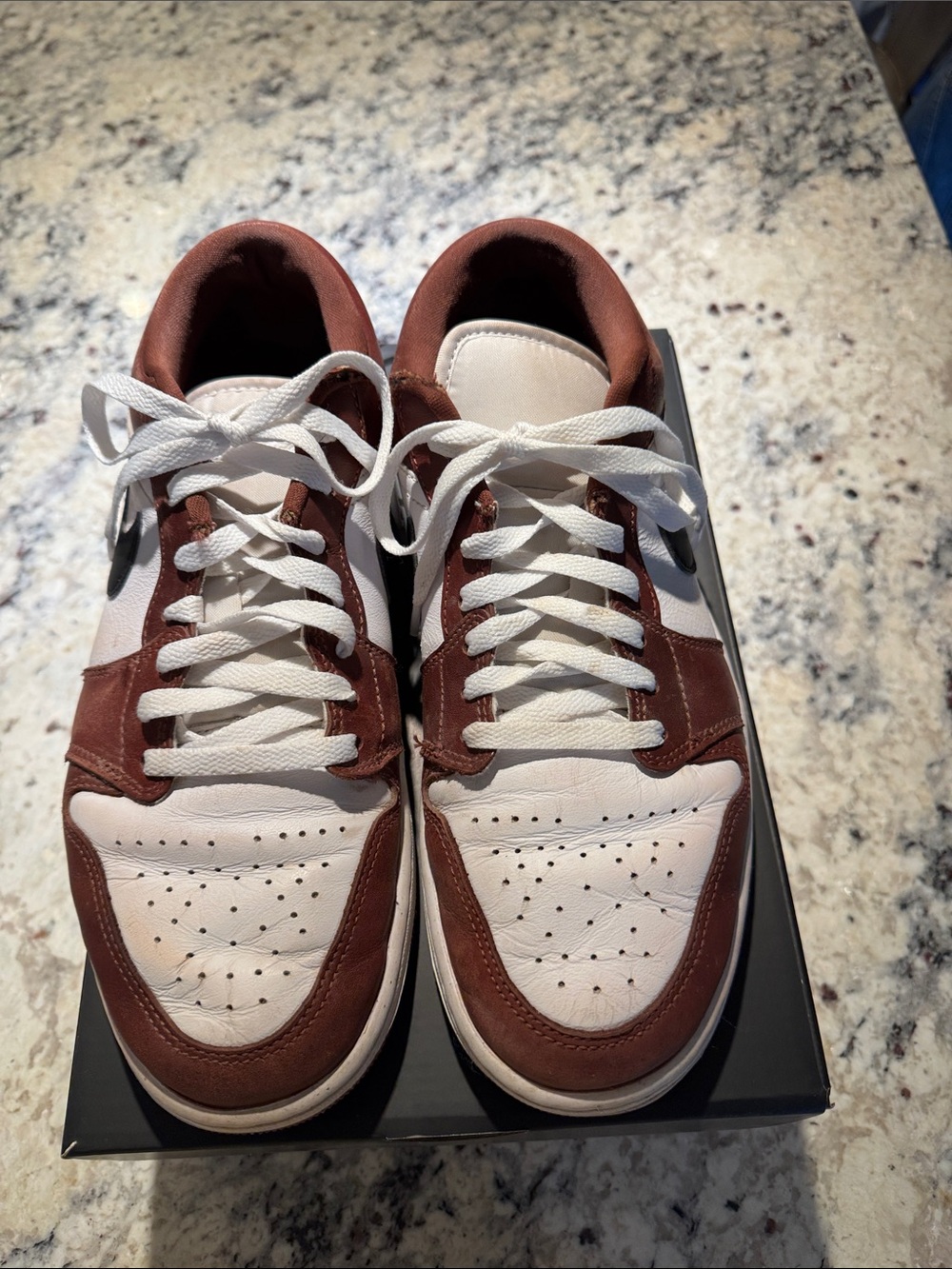 Men's Ait Jordan Low-Top Leather Sneakers in White and Brown